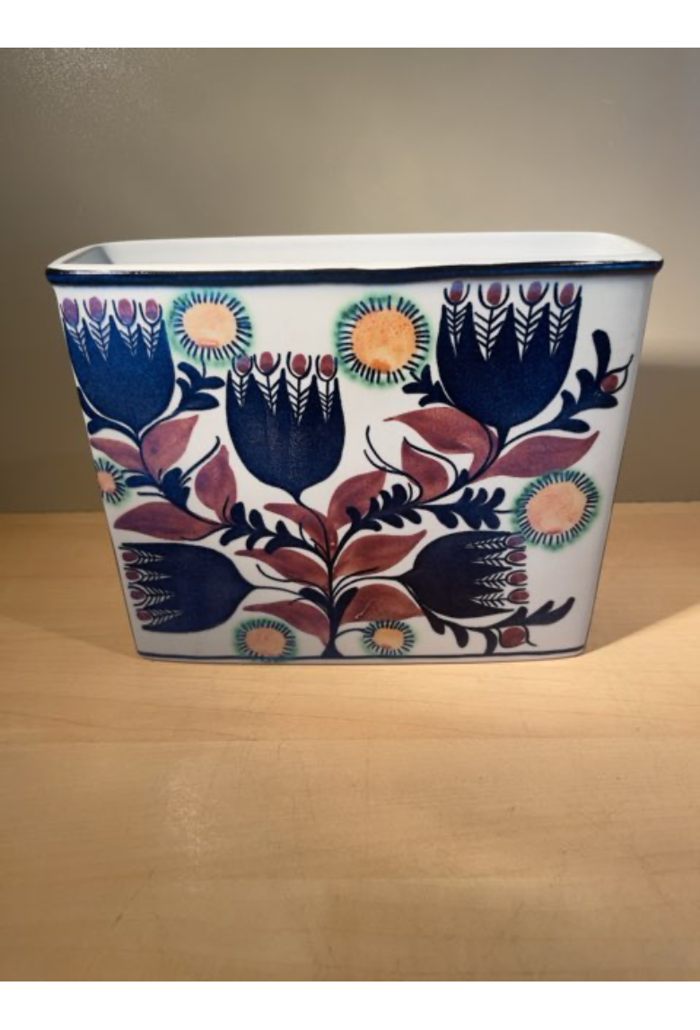 Royal Copenhagen. Design Bente Jessen